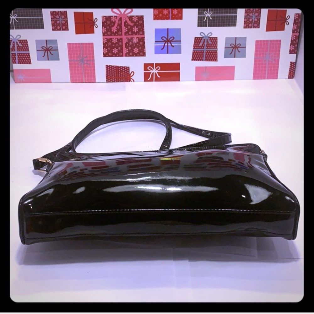 Garson Black Patent Leather CrossbodySling Bag - Picture 6 of 8